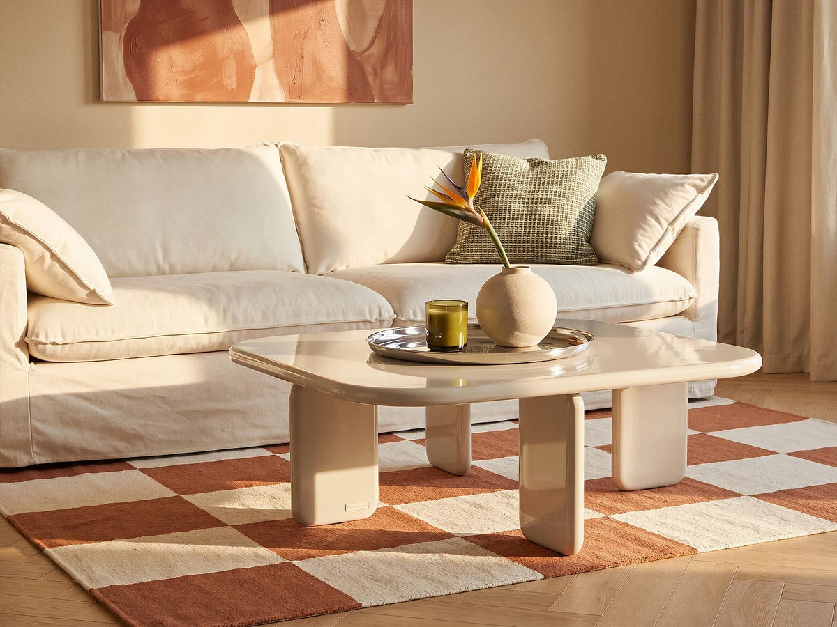 Tables basses design beige