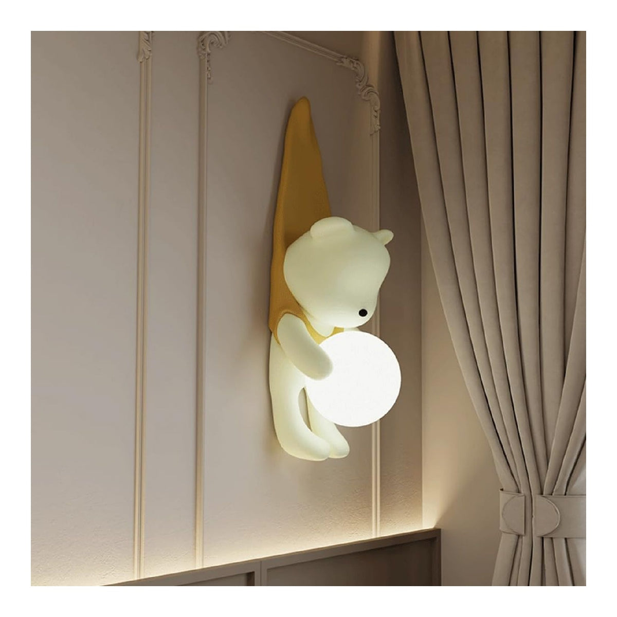 Solution lumineuse Blanc et Ambre au dessin sobre en format applique murale
